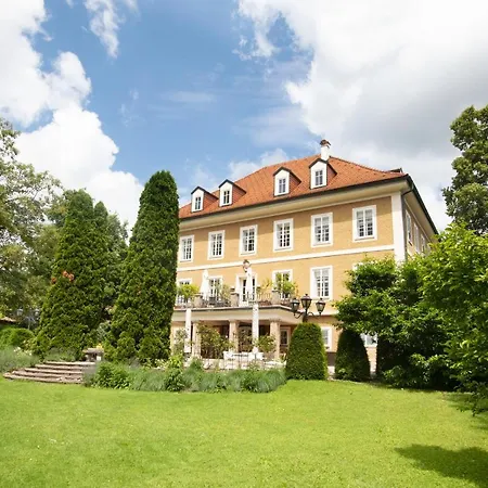 Sissi Apartment